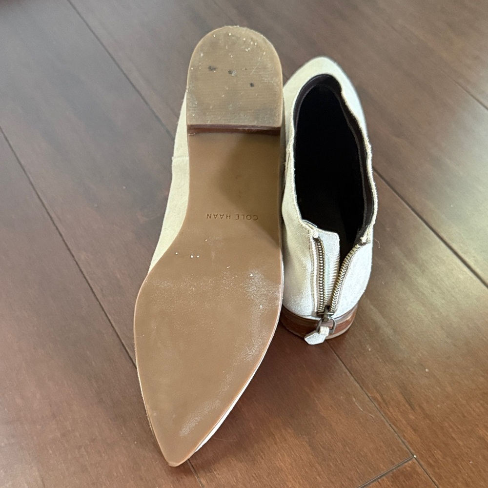 Cole Haan Light Beige Suede Ankle Boots Size 9.5 - Picture 6 of 6